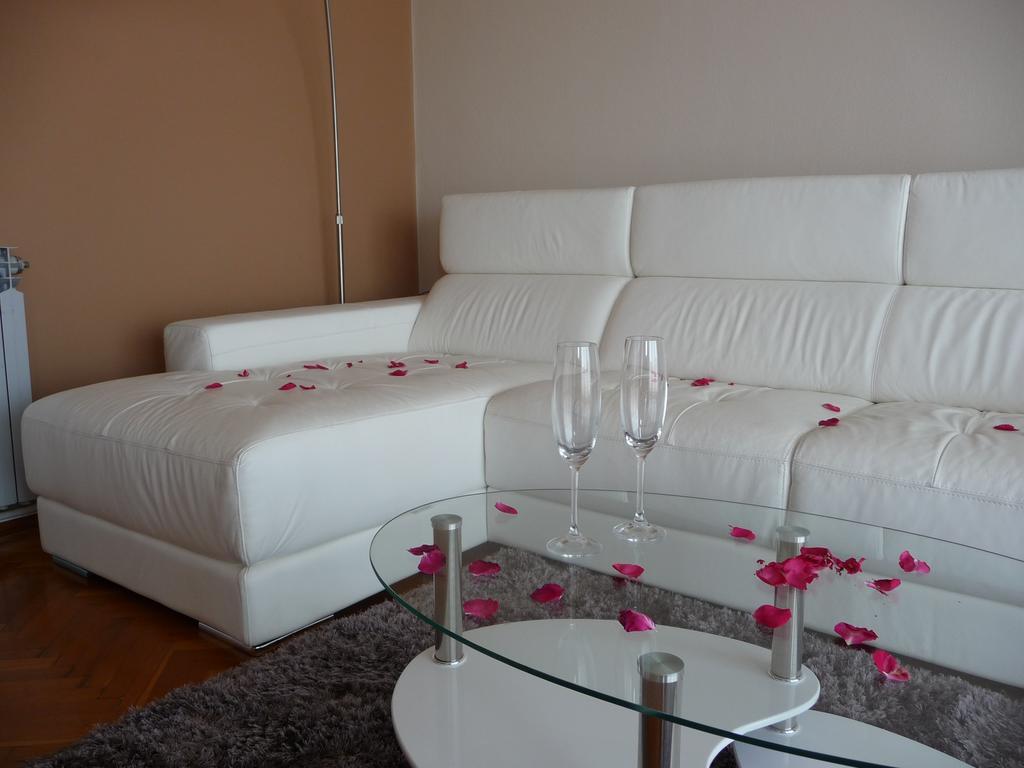 Apartments Noris Πούλα Εξωτερικό φωτογραφία