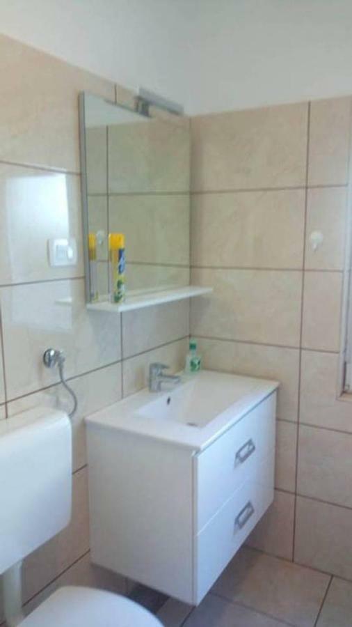 Apartments Noris Πούλα Εξωτερικό φωτογραφία